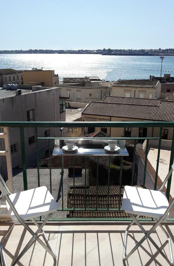 Appartement City Center Sea View Ortigia à Syracuse Extérieur photo